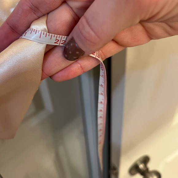 Pink Robe Size XL - Picture 11 of 11